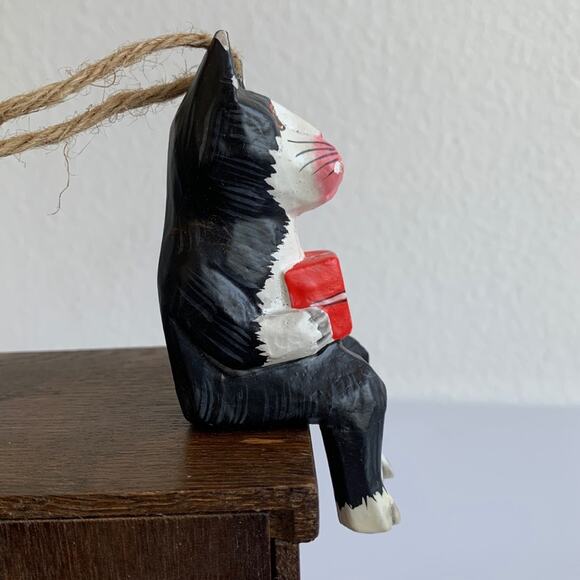 1960s Wooden Cat Sitting Ornament - Picture 2 of 7